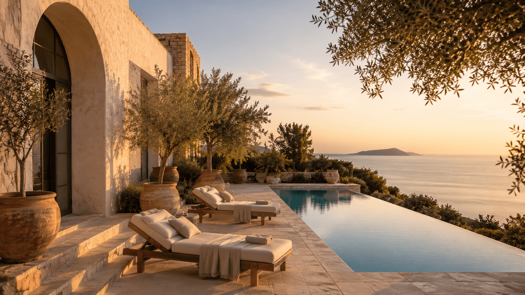Casa Sol’s Mediterranean architecture and infinity pool overlooking the sea